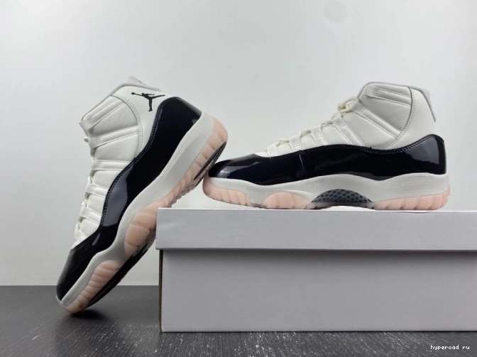 AR0715-101 Air 11 Neapolitan Jordan 0630